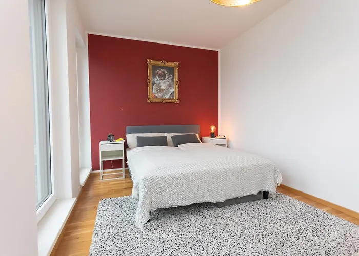Full House - Penthouse Mit Dachterrasse K85 * Λειψία