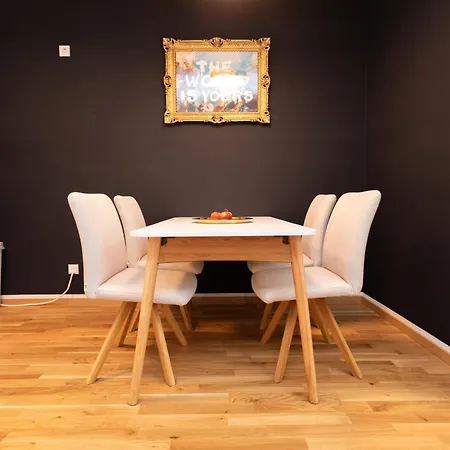 Full House - Penthouse Mit Dachterrasse K85 Appartement